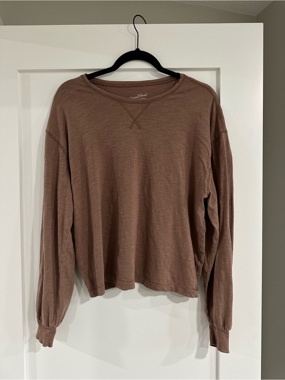 Universal Thread Long-Sleeve Crewneck Shirt